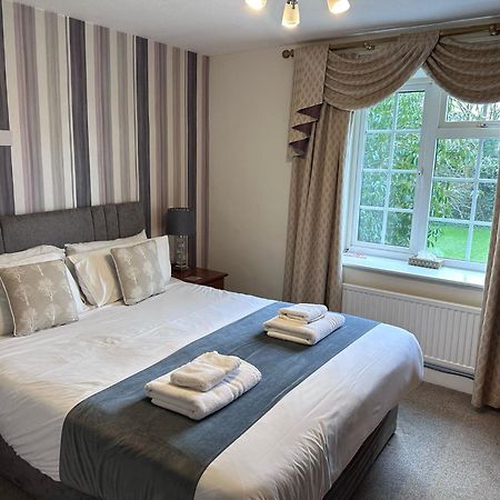 East Ayton Lodge Hotel, Скарборо Экстерьер фото